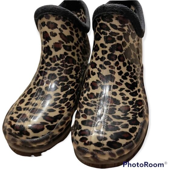 New Capellini Of New York Leopard Rain Boots - Picture 5 of 6